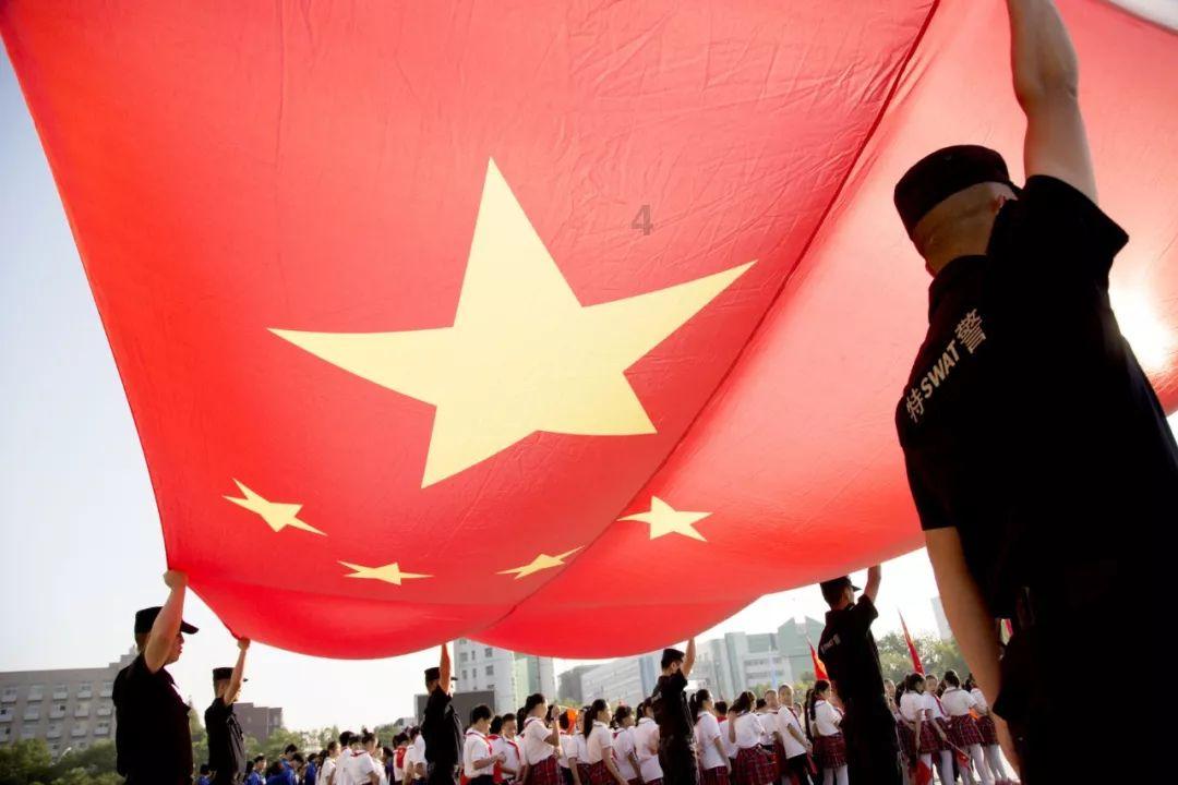 为什么有“爬完泰山会分手”的说法？
